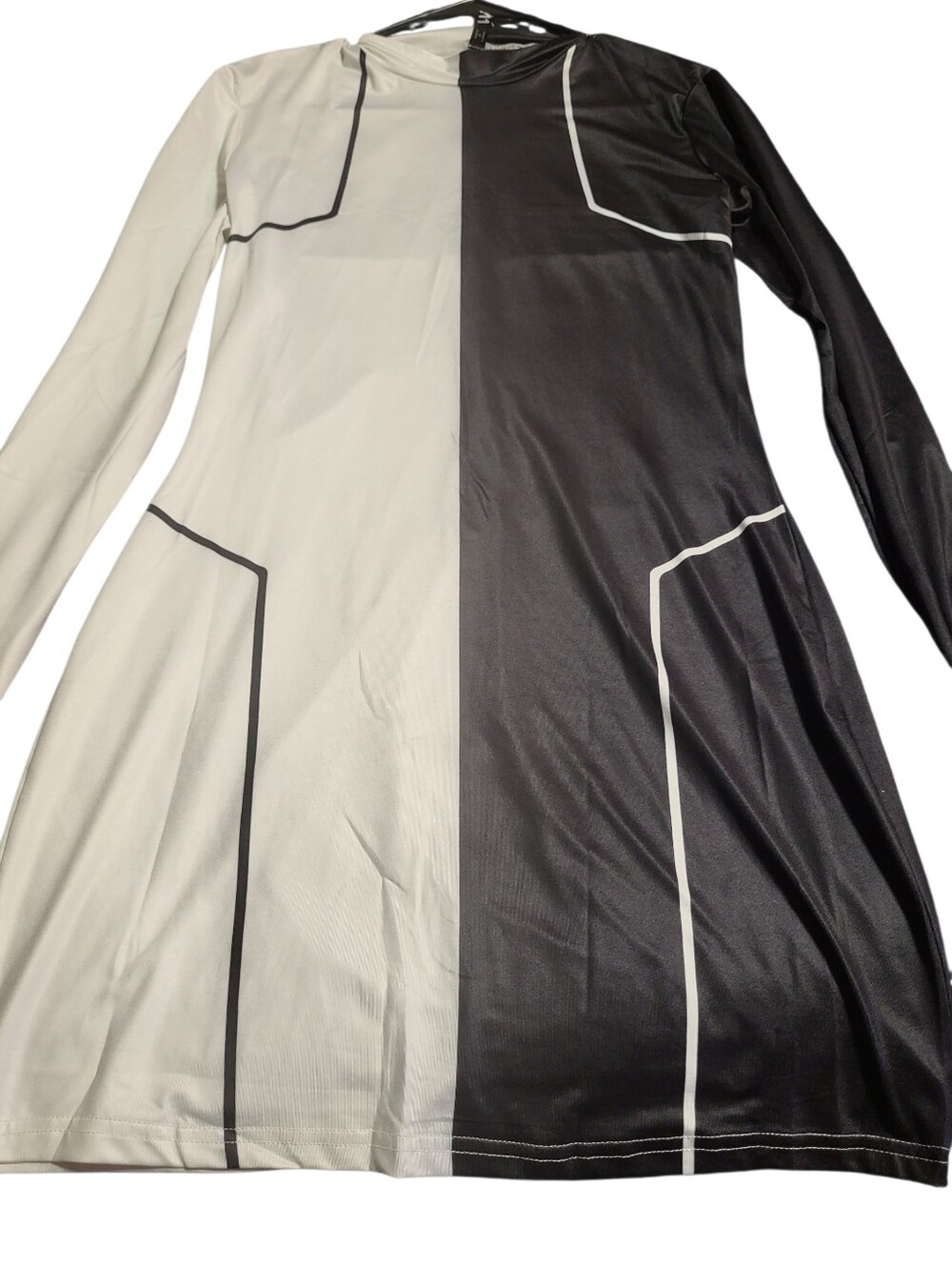 Black and White Long Sleeve Colorblock Dress